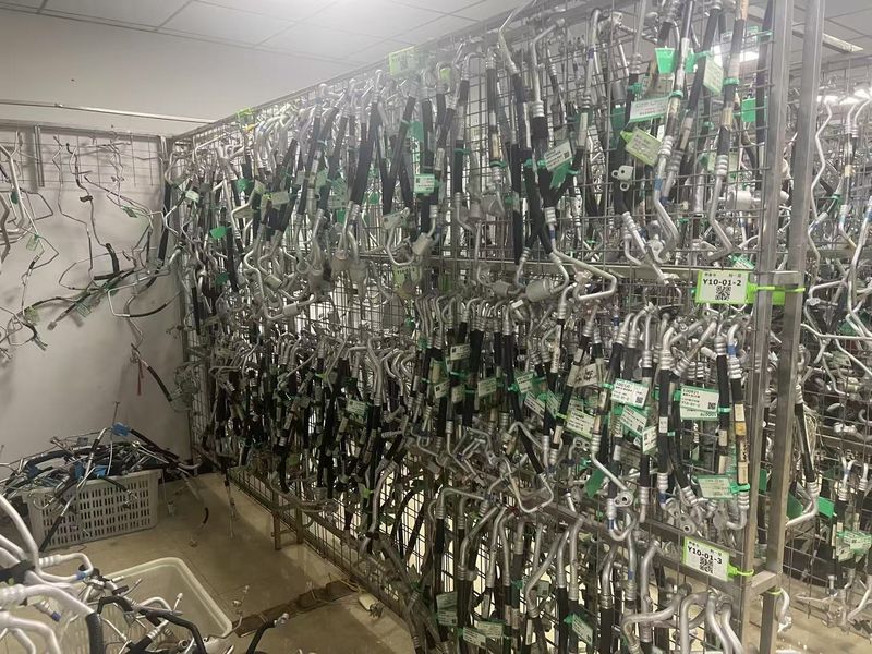 Yimi (Guangzhou) Automotive Parts Co, Ltd สายการผลิตของผู้ผลิต