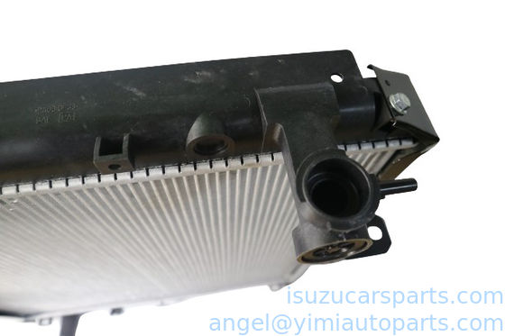 ขนาดมาตรฐาน Isuzu รีเดียเตอร์รถ ASM NPR 700P 4HK1 8-98046663-0