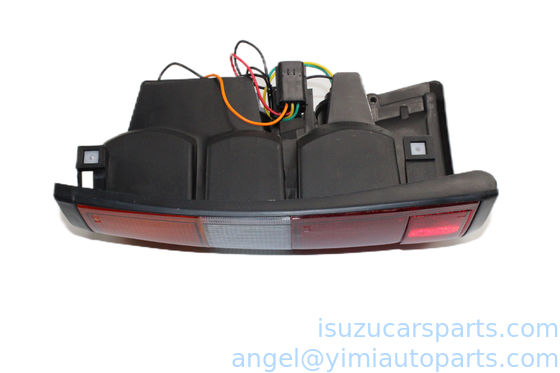 ISUZU TFR17 ไฟท้าย ASM L 8971144501
