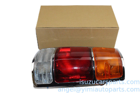 ISUZU UCR TFR2000 โคมไฟ ASM RR หวี LH 3716100D 8970687410 8971210800