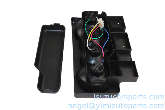 ISUZU KY N900 ไฟท้าย L 377310002 0941789160 8970131121