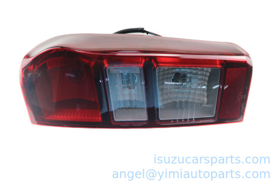 ความทนทานสูง 2012 Isuzu Dmax Tail Lamp ASM R 8981254021 มาตรฐาน