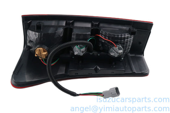 ความทนทานสูง 2012 Isuzu Dmax Tail Lamp ASM R 8981254021 มาตรฐาน