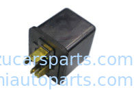 NKR55 NKR77 600P 4JG2 Isuzu Starter Relay 8971739510 ส่วนไฟฟ้ารถยนต์