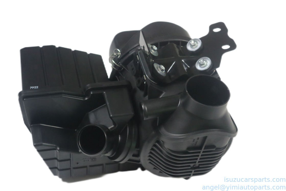 สีดํา Isuzu รถยนต์อะไหล่ 4HF1 4HG1 Isuzu NPR เครื่องกรองอากาศ ASM 8971260410